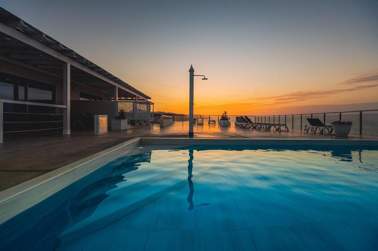 Etti-Paradise Suite La Ballena Pajara  Bagian luar foto